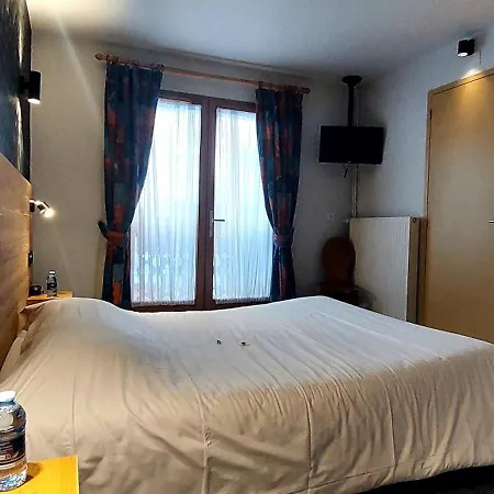 Les Bruyeres Hotell 3*