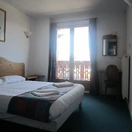 Hotell Les Bruyeres 3*