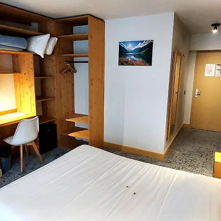 Hotel Les Bruyeres 3*